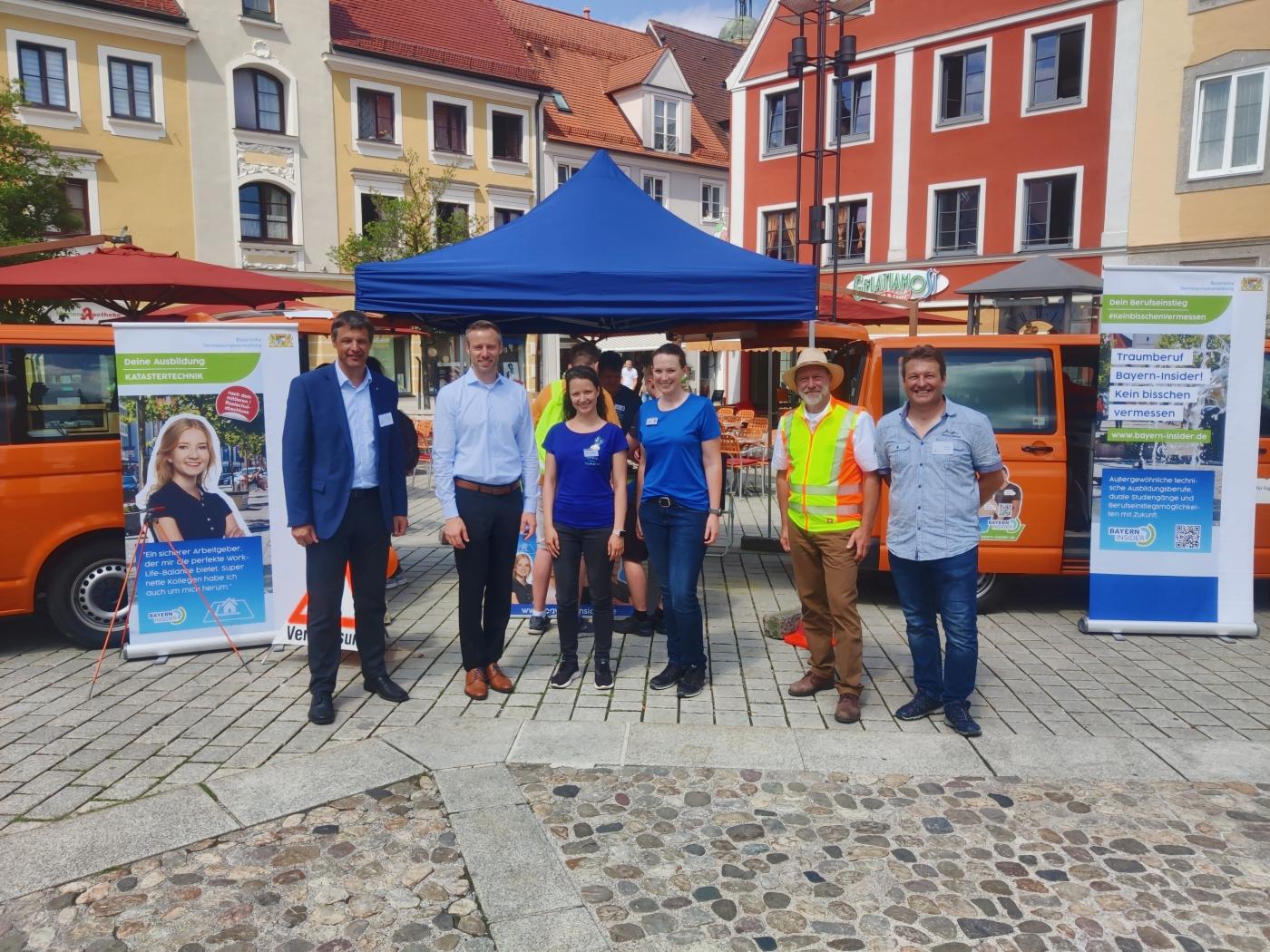 Gruppenfoto mit dem Landrat des Landkreises Unterallgäu, Herr Alex Eder